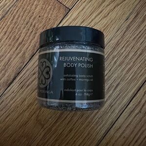 Rejuvenating Body Polish